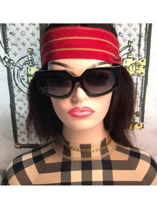 New Authentic Burberry BE4306 3001 Black Sunglasses main image 8